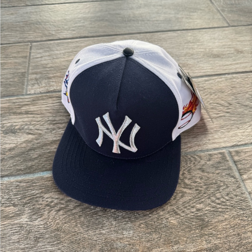 Brand New New Era World Series 1999 Adjustable Hat (Men’s)